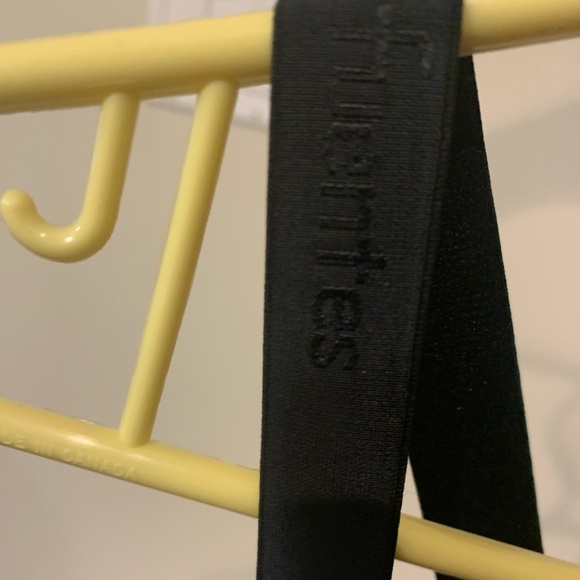 - NWOT Daisy Fuentes 40C - Picture 2 of 5